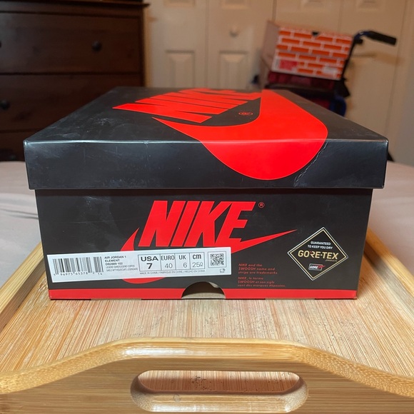 Nike Air Jordan 1 Element GORE-TEX Legend Sand Medium Olive - Picture 14 of 14